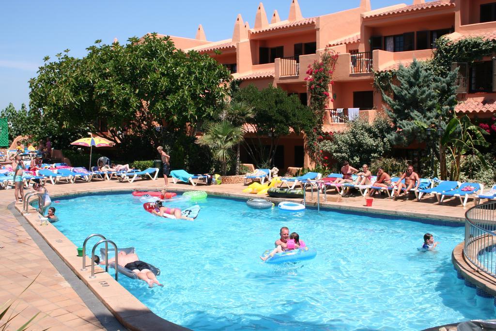Bahia Park Hotel Cala En Porter  Exterior photo