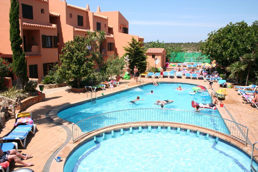 Bahia Park Hotel Cala En Porter  Exterior photo